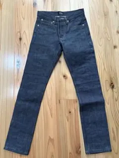 未使用品 24 アーペーセー プチスタンダード デニムパンツ ボタンフライ 赤耳のサムネイル