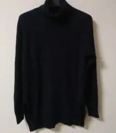 ユニクロ　タートルネック リブ編みネイビー セーターS