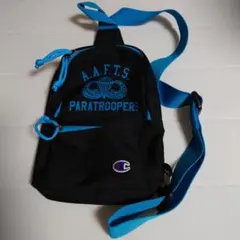 Champion ショルダーバッグ　男の子のサムネイル
