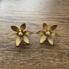 マットゴールド　フラワー　イヤリング　結婚式　前撮り