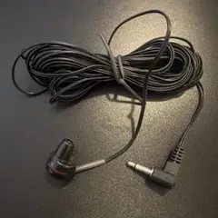 新品未使用 黒 有線イヤホン インイヤー型 L型プラグ ブラック