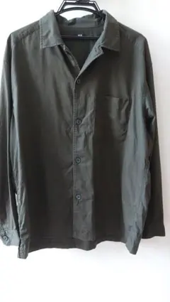 UNIQLO グリーン 長袖シャツ M