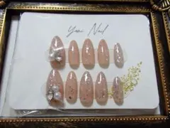 と*マ様 アーモンド型　パール　ストーン　ラメ　ヌーディ　ネイルチップ