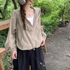 SHEIN 薄手ショート丈パーカー