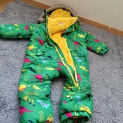 恐竜柄 スキーウェア(子ども用)