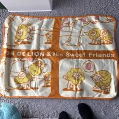 ポンデライオン フリースブランケット