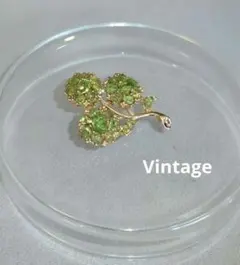 【Vintage】レトロ ブローチ　フラワーモチーフ　ゴールド　一点物　1点もの