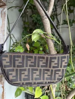 Fendi FFロゴ ズッカ柄 ワンショルダーバッグ ブラウン