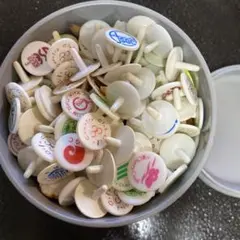 ホワイトゴルフマーカー多数