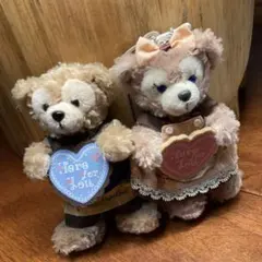 2012 スウィート•ダッフィー　ダッフィー&シェリーメイ　ぬいぐるみバッジ