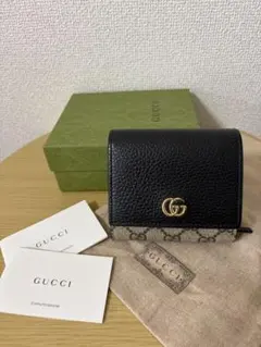 【極美品】GUCCI 二つ折り財布　マーモント　レザー/ GGスプリーム