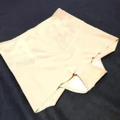 ワコール　SUHADA 肌リフトプラス　ショートガードル