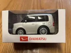非売品　DAIHATSU MOVEConte ミニカー シルバー