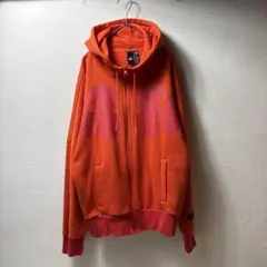 adidas オレンジ ジップアップパーカー