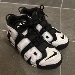 ナイキエアモアアップテンポ