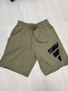 adidasハーフパンツ