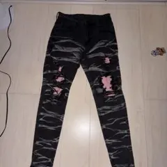 LOW TYPE ドリップスキニーデニム ダメージ加工 ブラック - メルカリ