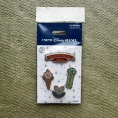 ディズニーランド　ピンバッジ　ワールドバザール　ミッキーワッフル