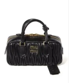 miu miu マテラッセ ショルダーバッグ