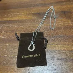 Executive vibes ホースシュー ネックレス