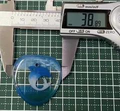 ハンドメイド レジン ペンダントトップ イルカ　チャーム