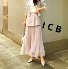 ICB プリーツスカート ピンク アイシービー　オンワード　自由区　イエナのサムネイル