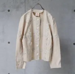 刺繍ベージュジャケット