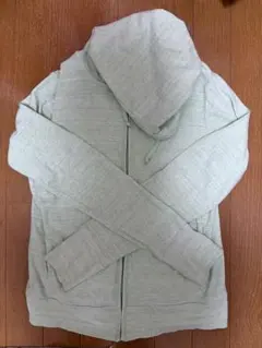 【単品値下げ不可】ユニクロ　UVカットフルジップパーカ（長袖）M