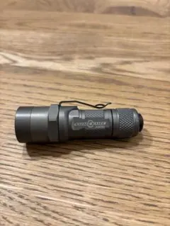 p*a様 【新品 未使用】SUREFIRE シュアファイアE1e のヘッドのみ SUREFIRE(シュアファイア）E1e Executive Elite エグゼクティブ