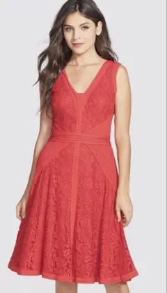 TADASHI SHOJI ノースリーブ レースワンピース レッド 8P - メルカリ