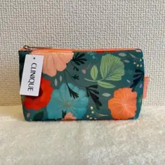 CLINIQUE　フラワープリントポーチのサムネイル
