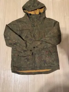 マウンテンパーカー