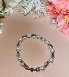 上品ホワイトパール×シルバービーズ ブレスレット 磁石留め具 大人可愛い