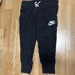nike s ヨガパンツ　ジャージ　アンクルパンツ
