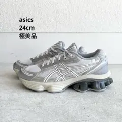 Item thumbnail for item eb90ea97-7a2d-42b1-bf51-06dd99da930e