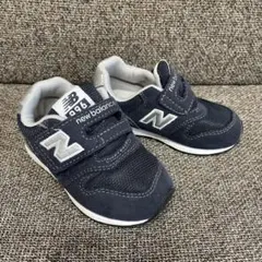 美品！スニーカー　13cm ニューバランス