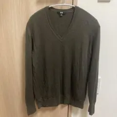 【ユニクロ】エクストラファインメリノ Vネックセーター　XL カーキ