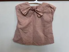 リボン付きピンクトップス 80