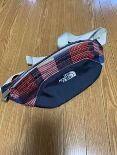 ノースフェイスNW ウエストポーチNM07662 チェック柄