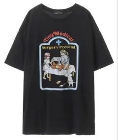 Candy Stripper TINY MEDICAL BIG Tシャツ 黒のサムネイル