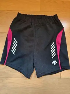 黒/ピンク ストライプ ショートパンツ