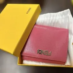 FENDI 二つ折り財布 ピンク