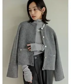 新品・未使用 タグ付き ニットゴールドボタンショートコート リエディ