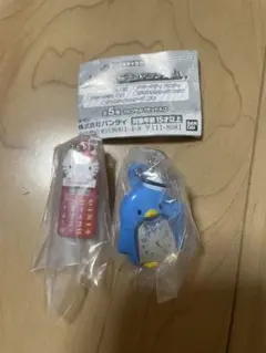 サンリオキャラクターズ　レトロミニチュア　チャーム　ハローキティ　タキシードサム