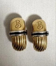 バーバリー イヤリング Bロゴ 刻印 ヴィンテージ　ゴールド