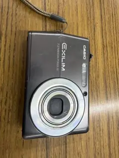 CASIO EXILIM EX-Z1000 10.1メガピクセル - メルカリ
