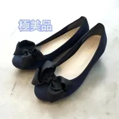 極美品 ルタロン リボン バレリーナ フラットシューズ 黒 ブラック 23.5のサムネイル