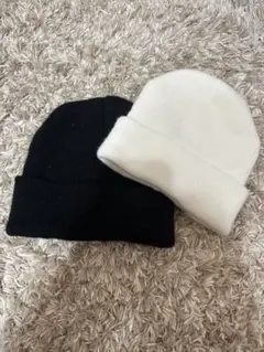 ニット帽　2色セット　黒　白　ビーニー
