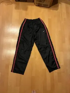 Nike ナイロン トラック ナイロン パンツ ブラック/レッド