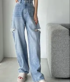 サイドカッティングデニムパンツ